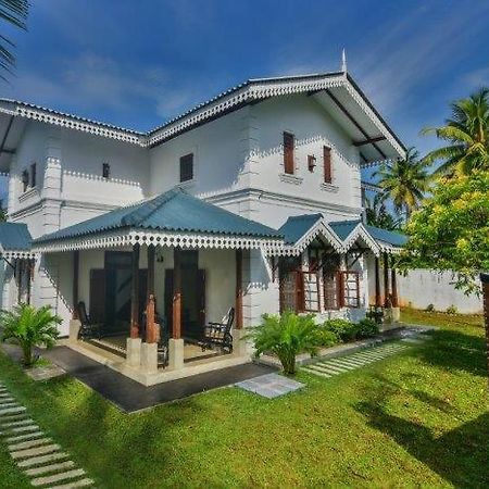 Headman House Antique Villa - A Seaside Royal Stay Ахангама Экстерьер фото